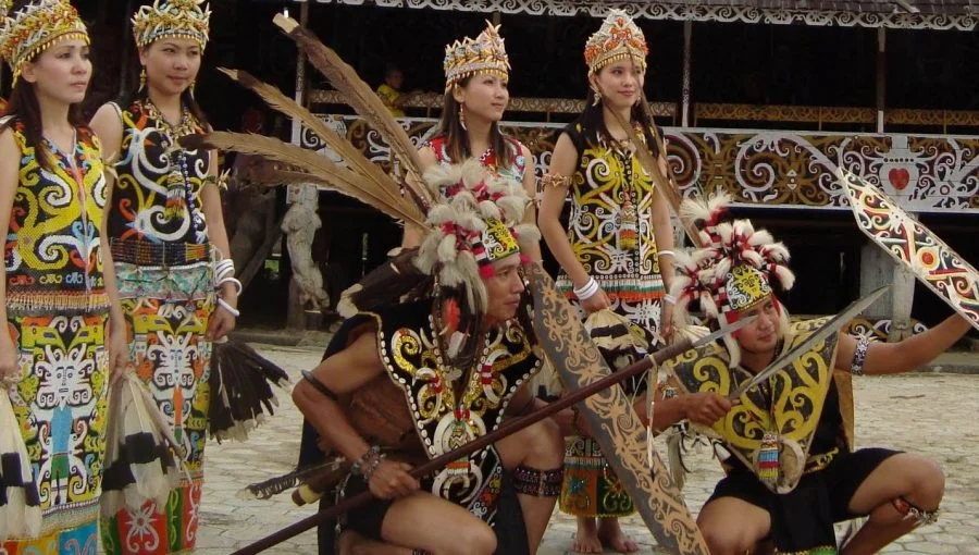 Dayak-Stämme, Dschungelabenteuer & Tropenparadies Maratua Island